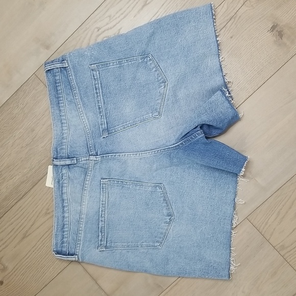 a.n.a. High rise Boyfriend short 5 in inseam NWT - Picture 4 of 5